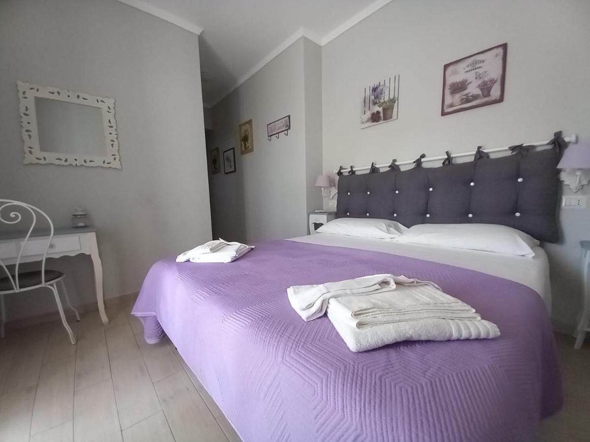 Hotel Il Grifo à Sabaudia Extérieur photo